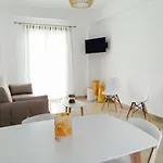 Eleftheria & 酒店 奥诺斯
