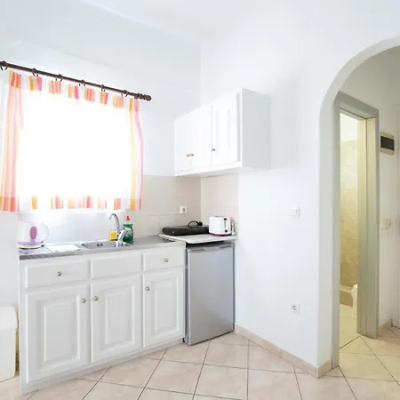 Eleftheria & ホテル *