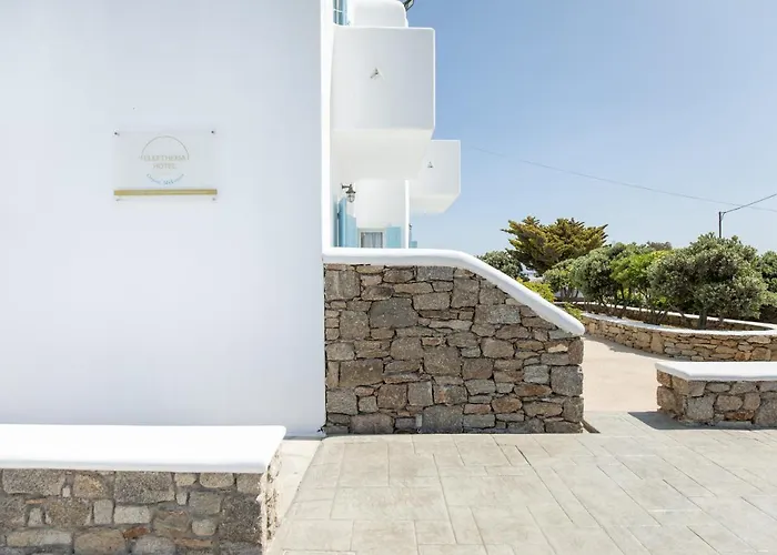 فندق Eleftheria &