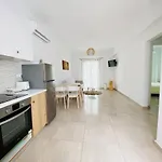 호텔 Eleftheria &