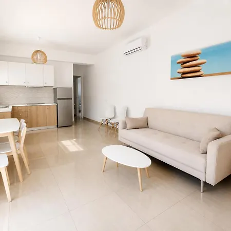 Eleftheria & Hotel Ornos (Mykonos)