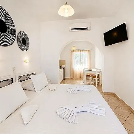 Eleftheria & * Ornos (Mykonos)
