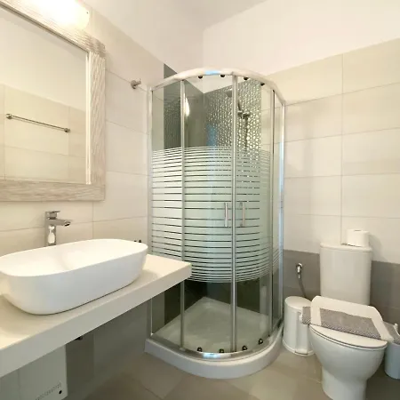 Eleftheria & Ornos (Mykonos)